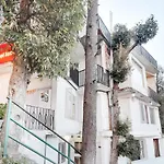 Oyo 12023 Hotel Jasmine