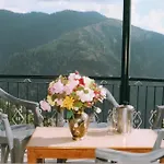 Hotel Monal