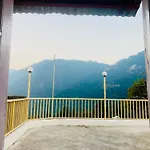 Hotel Eagle Nest Central Heated