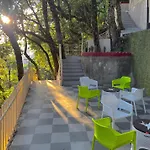 The Pine Retreat - Mall Road Dalhousie