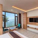 The Seasons Dalhousie - Best Valley View & Mountain View Hotel In Dalhousie