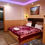 Hotel Rajmahal