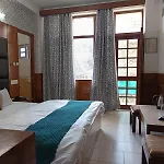 Hotel Ashiana Regency