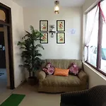 City Light Hotel