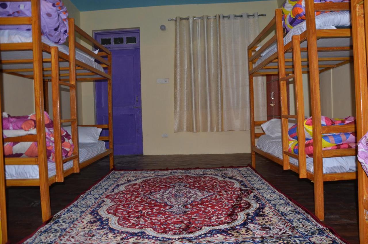 The Birds Hostel, Hostel