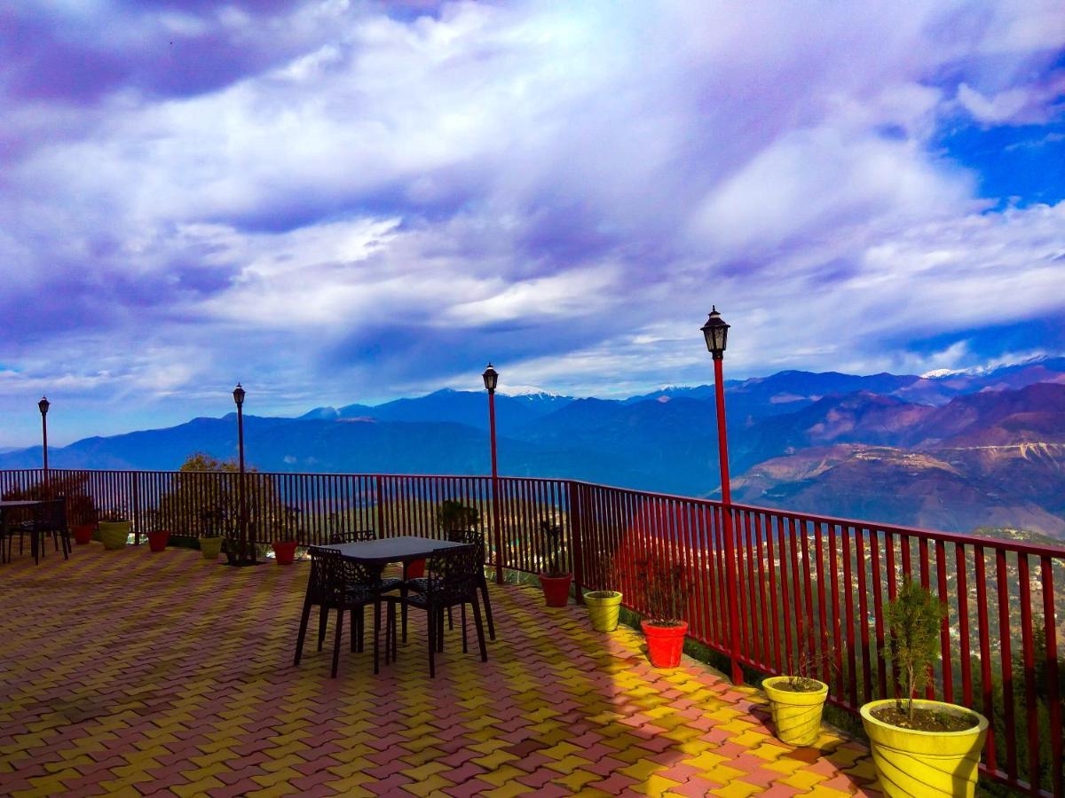 Himdhara, Hotel 3*