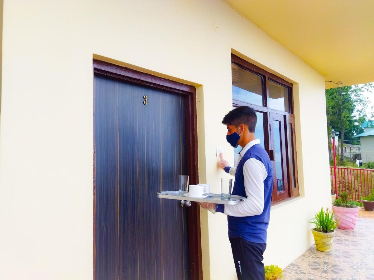 Himdhara, Hotel