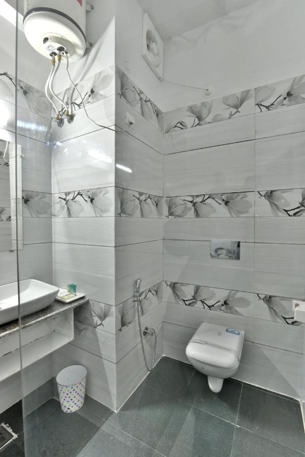 Comfort Court Hotel