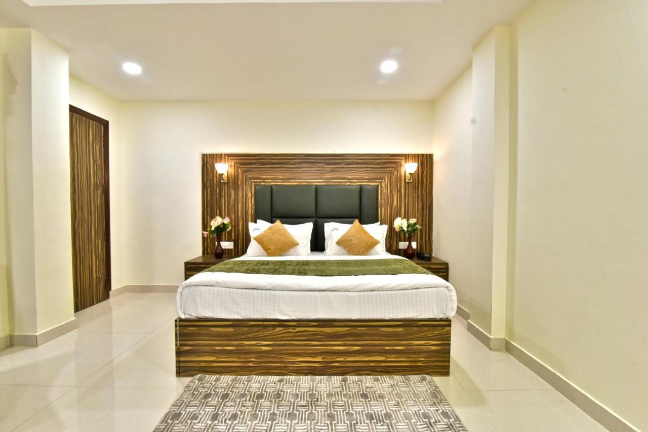 Comfort Court Hotel