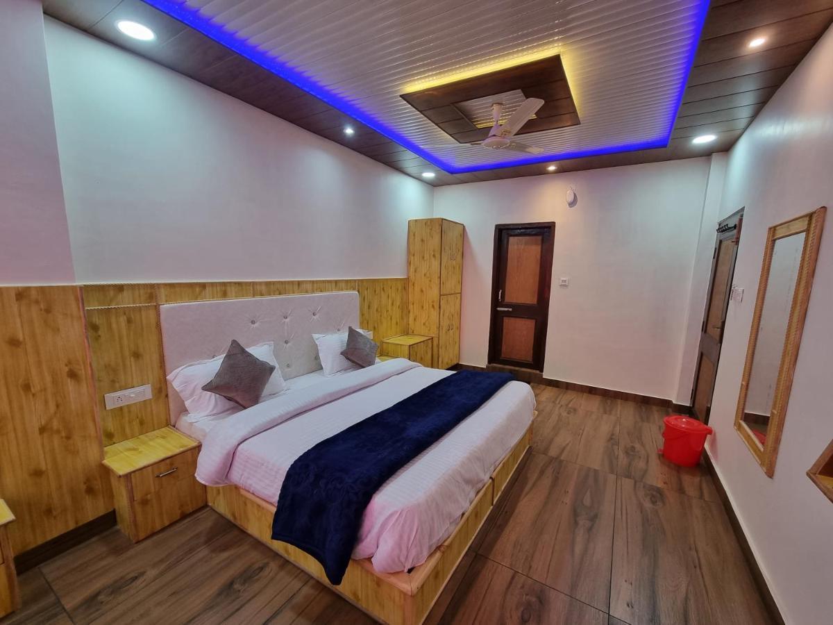 Grand Kailash Khajjiar Dalhousie