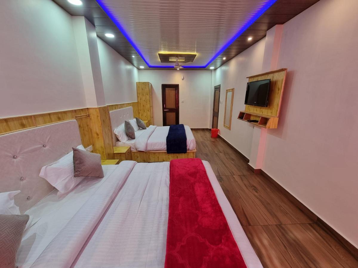 Grand Kailash Khajjiar Homestay Dalhousie