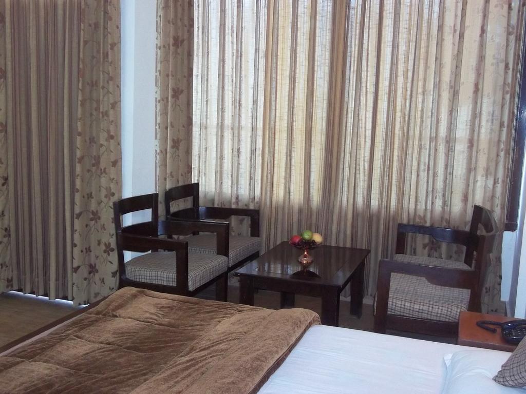 Mohan Palace 3* Dalhousie