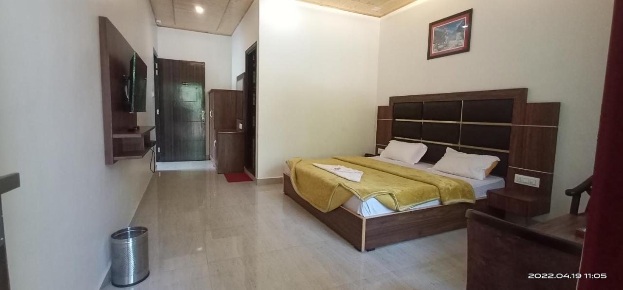 Hotel Forest View Dalhousie, Banikhet 2*