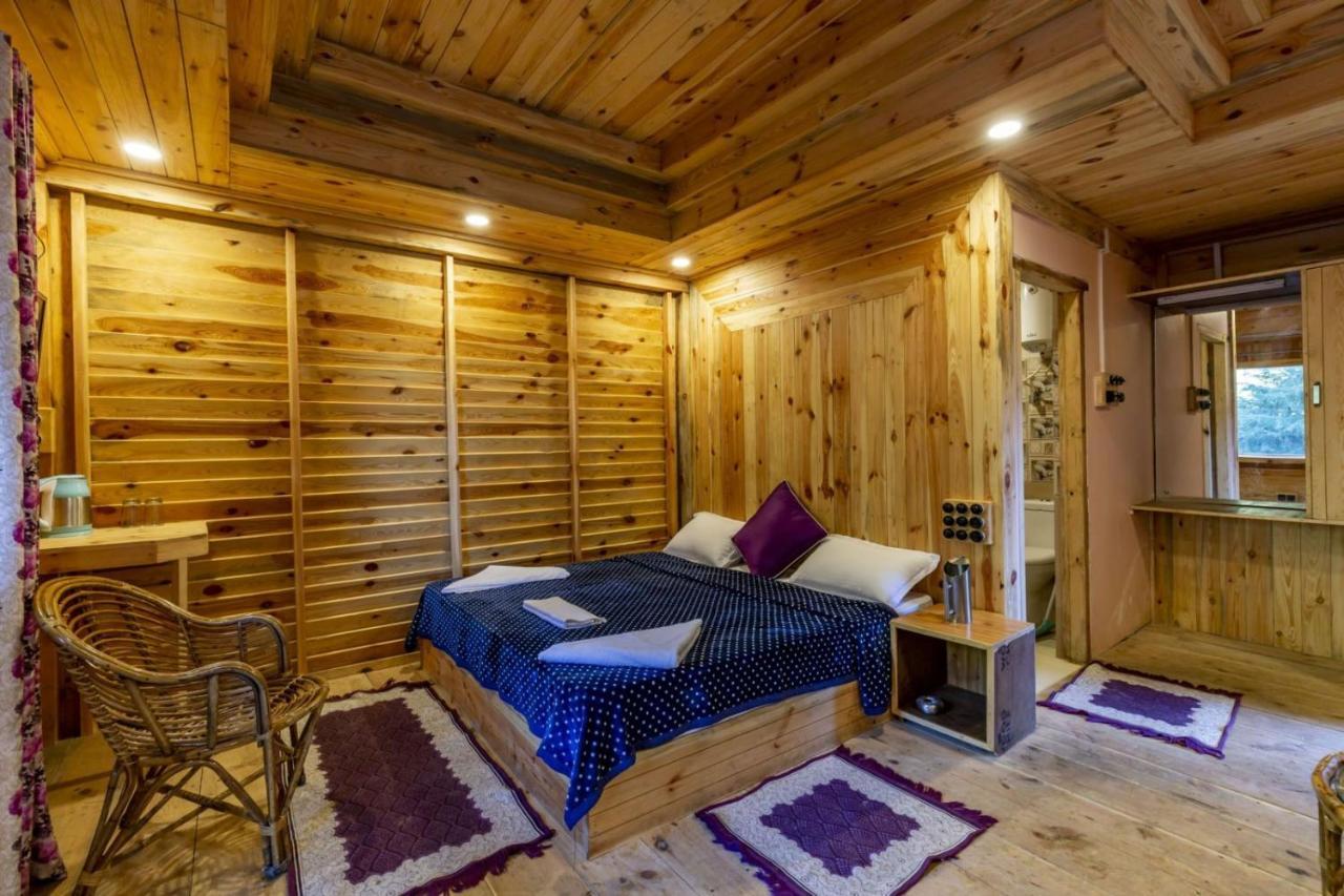 Resort Mid Conifer Dalhousie