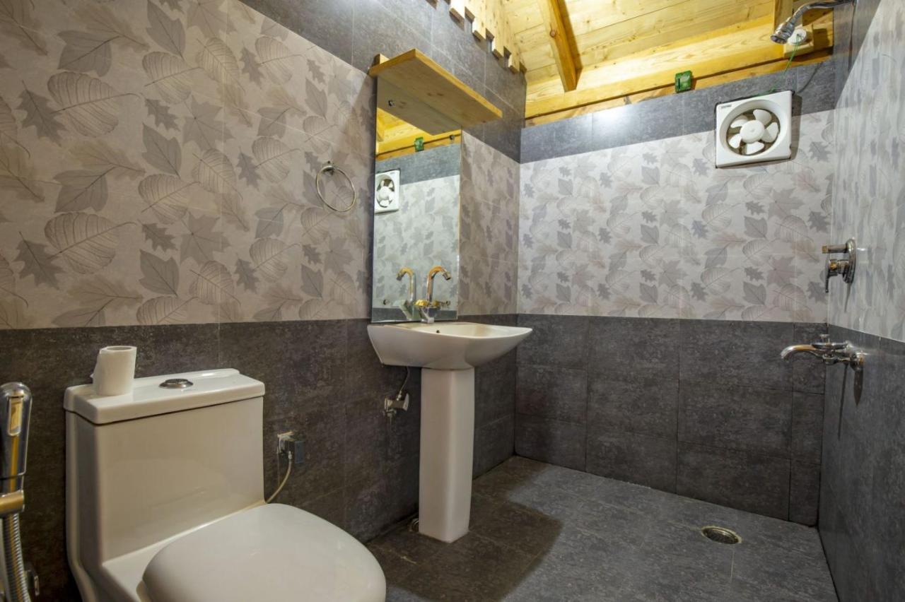 Mid Conifer Resort 2*