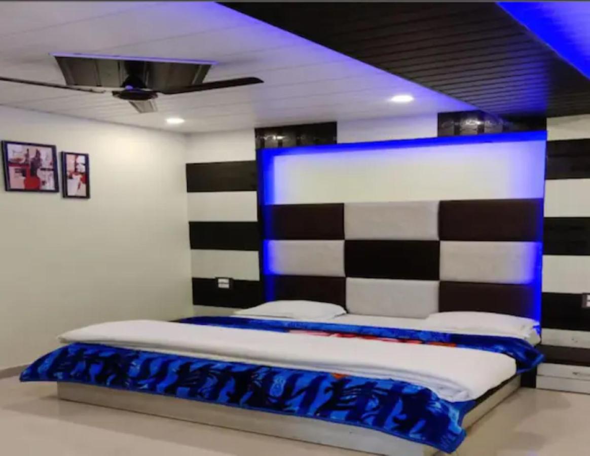 Homestay Oak Wood Banikhet