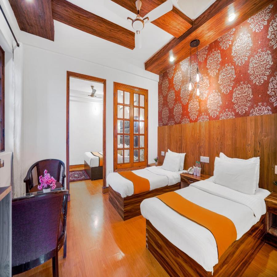 Pax Ark 150 Meters From Mall Road Hotel 3*