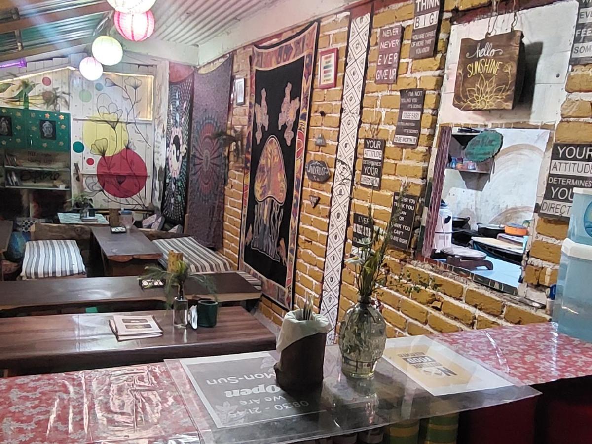 The Birds Hostel, *