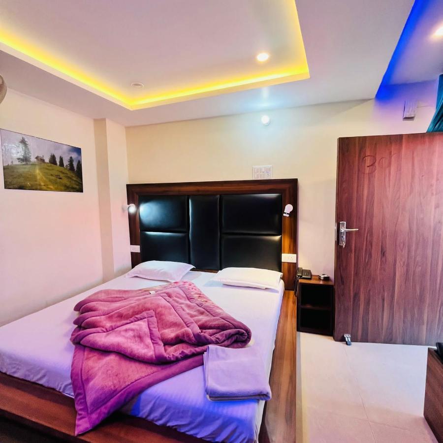 Balaji Hotel 3*