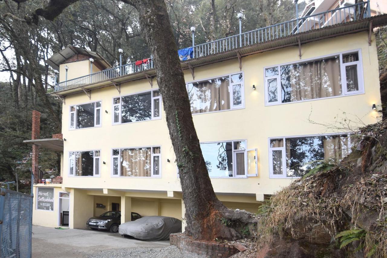 Townshouse Dalhousie Mall Road 3*