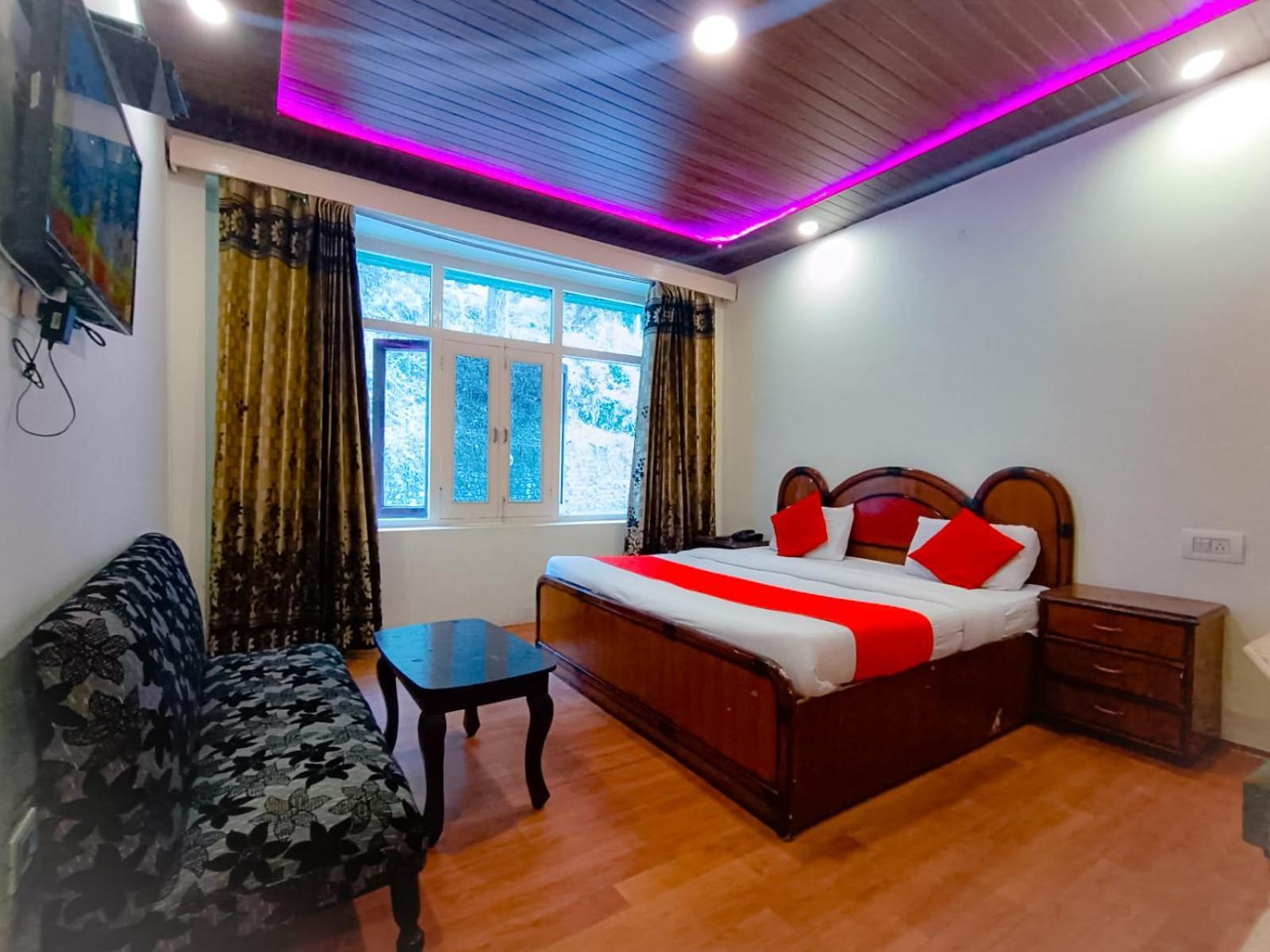 Hotel Surya *