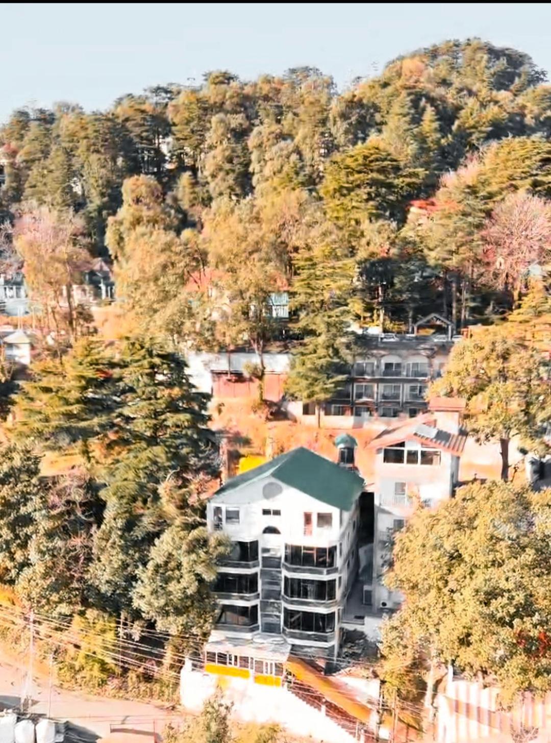Holiday - Near Ghandhi Chowk Mall Road Hotel Dalhousie