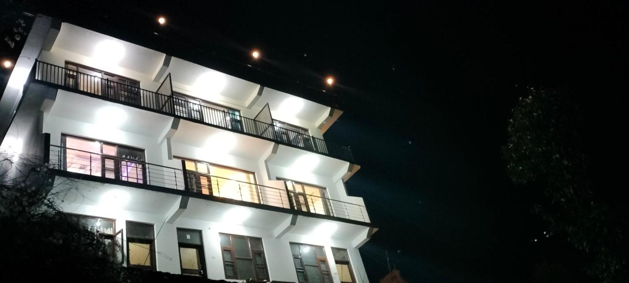 Grand Kailash Khajjiar * Dalhousie