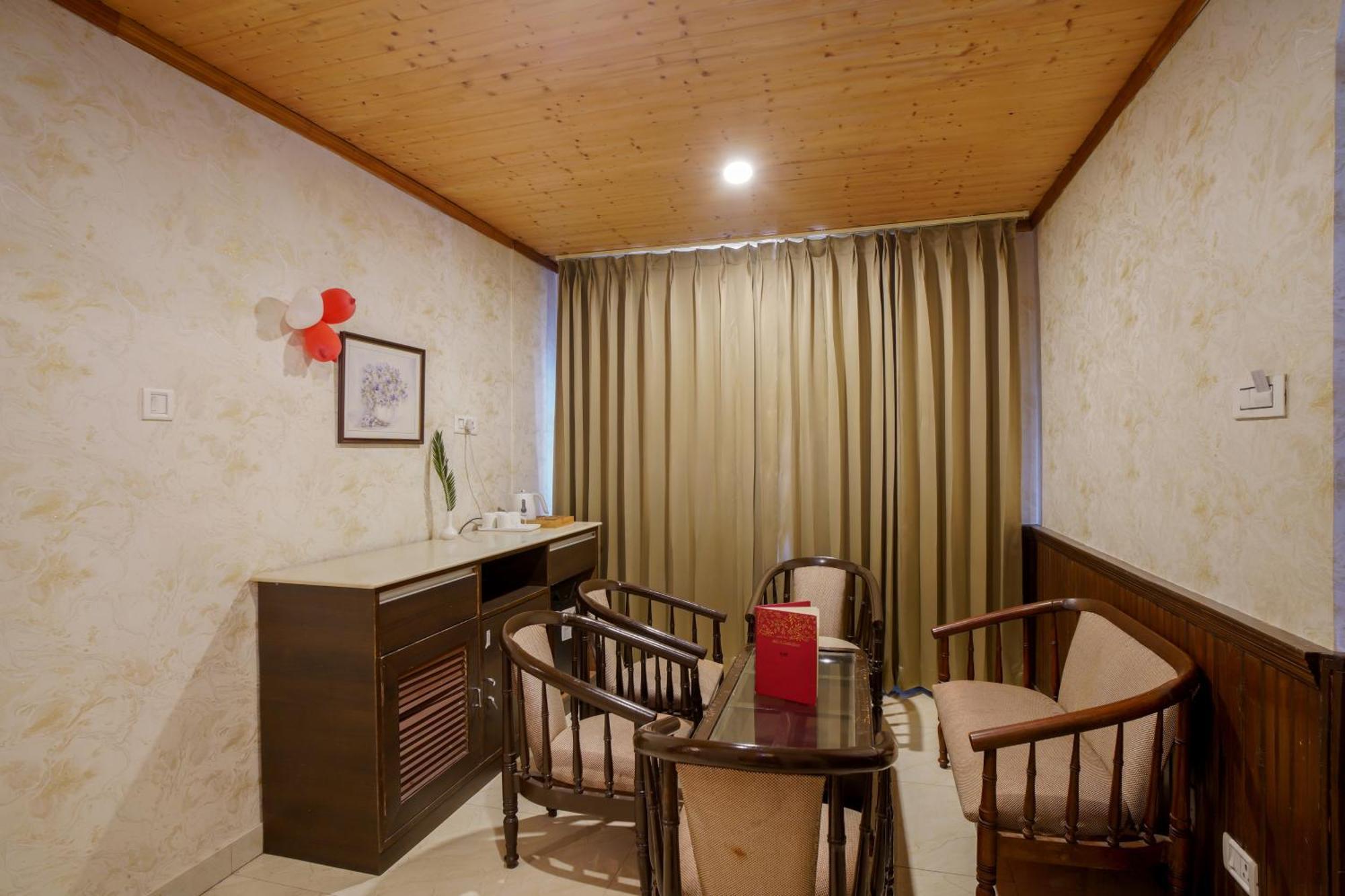 Vilasa Lall Ji Resort 4*