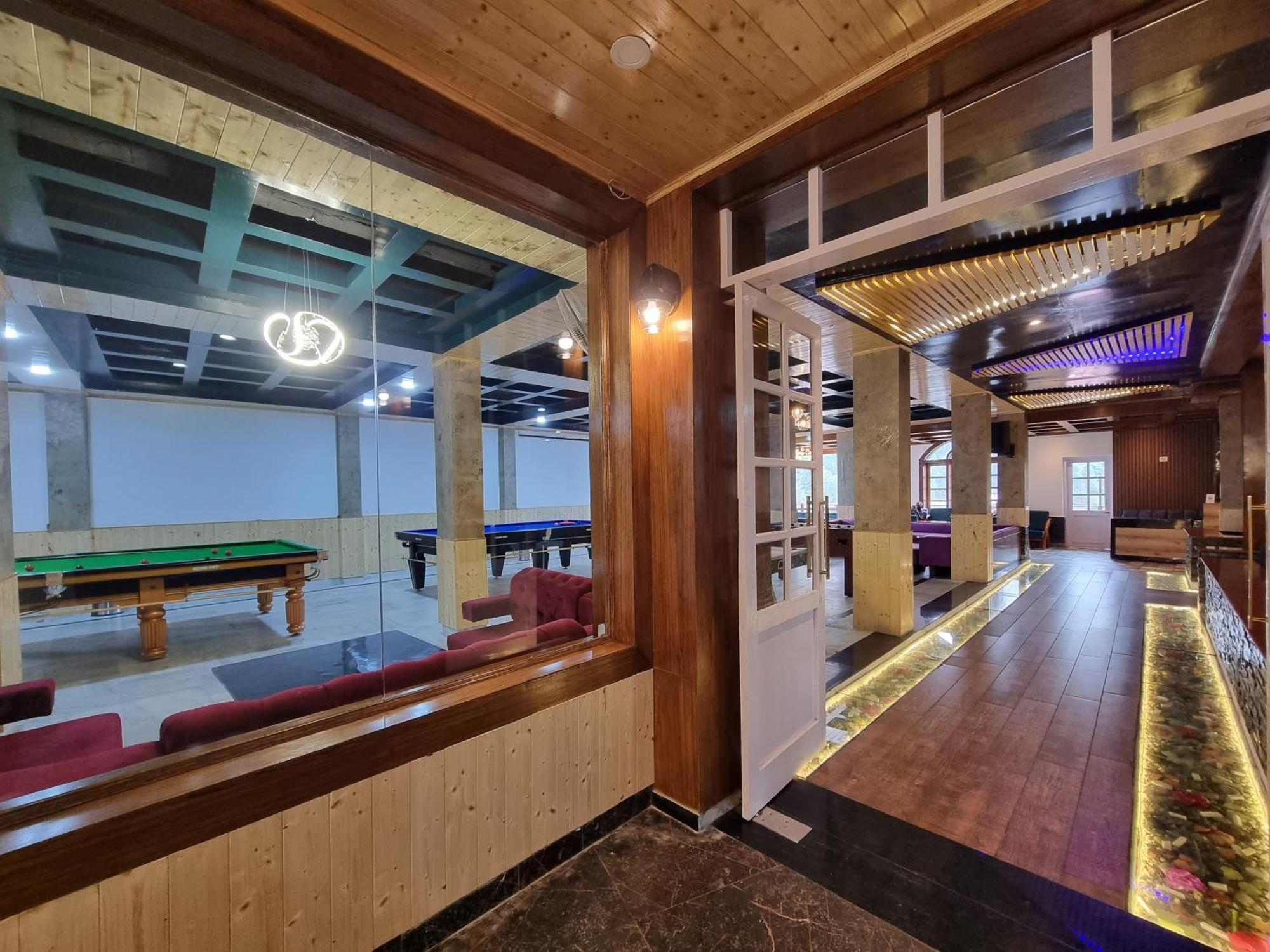 Hotel Satyadev Grand Dalhousie