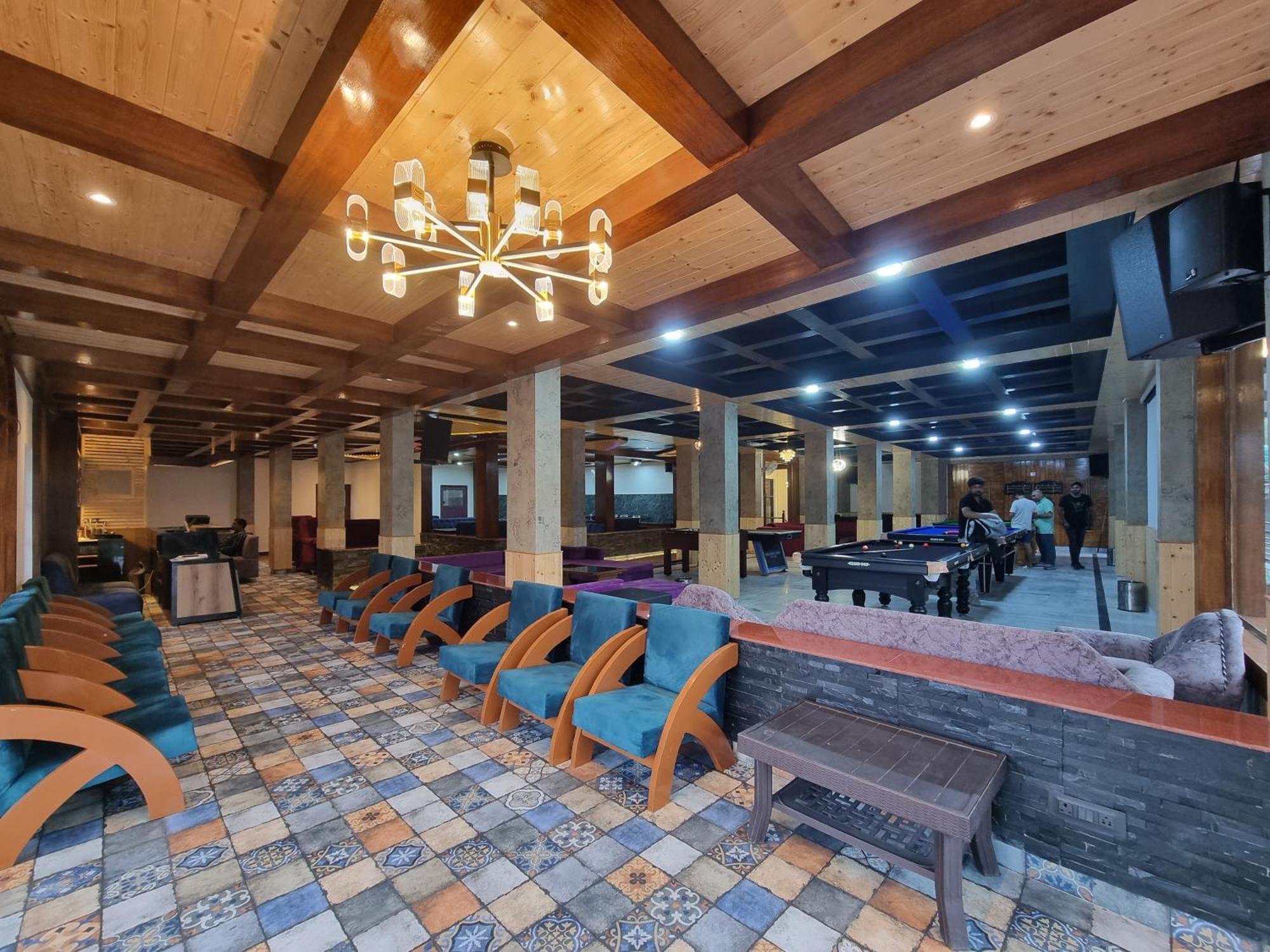 Satyadev Grand Hotel