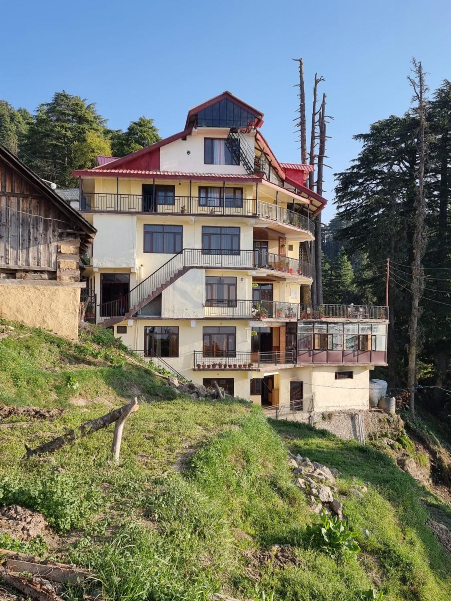 Smartvalley View Dalhousie-nature's Heaven Guest house Dalhousie