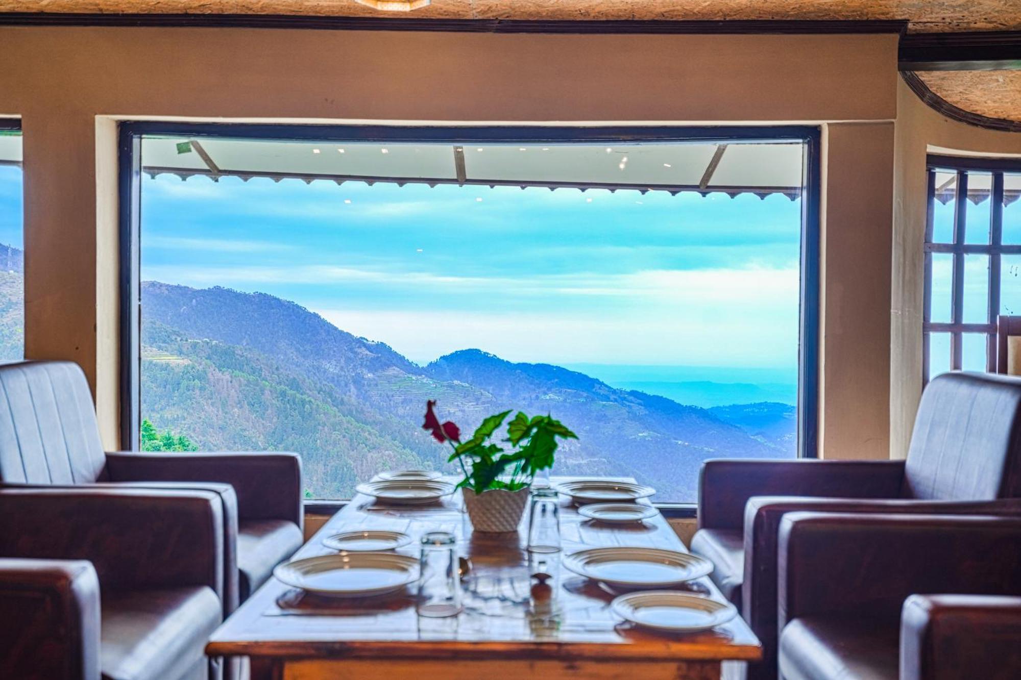 Pax Ark 150 Meters From Mall Road Dalhousie