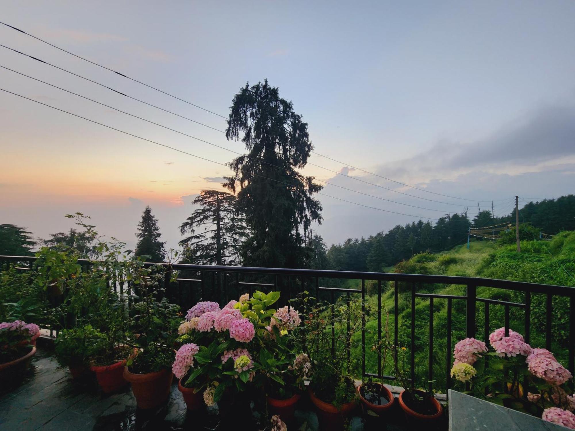 Smarthill Kalatop-nature's Heaven Hotel *