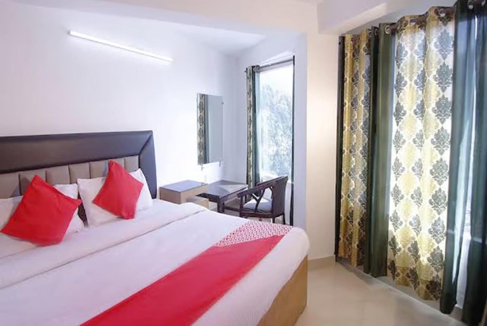 Hotel Jasmine 3*