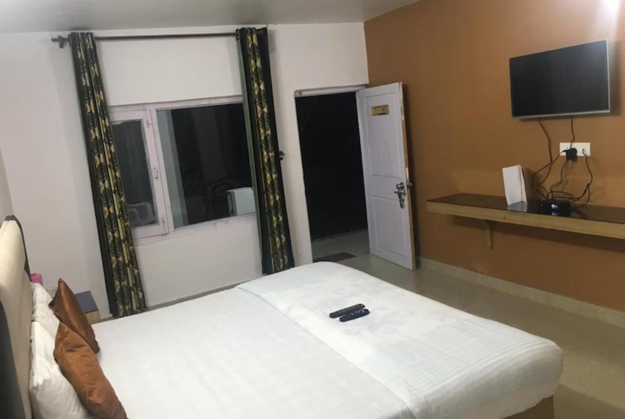 Jasmine Hotel