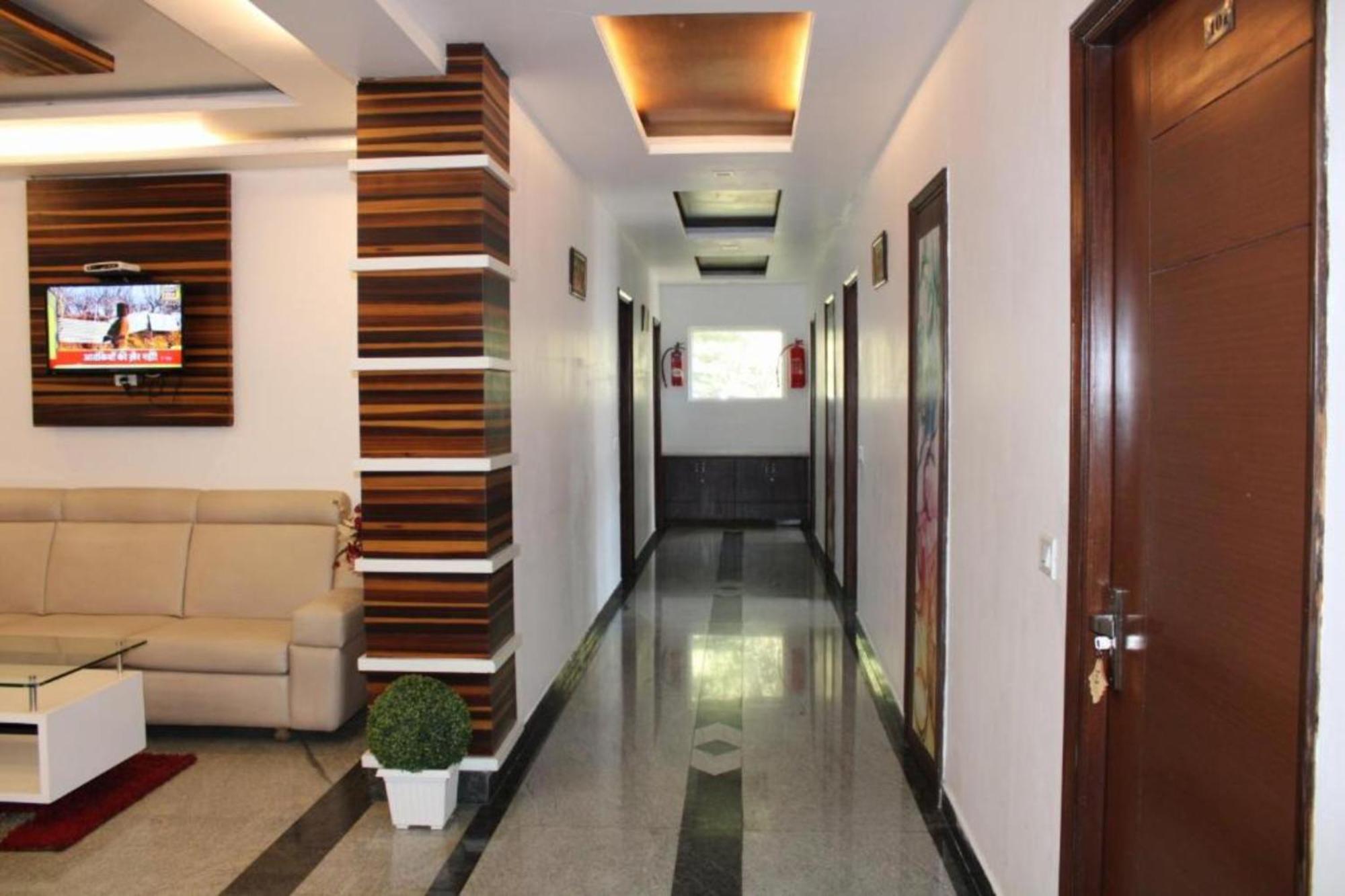 Goroomgo Namaskar Heights Hotel Dalhousie