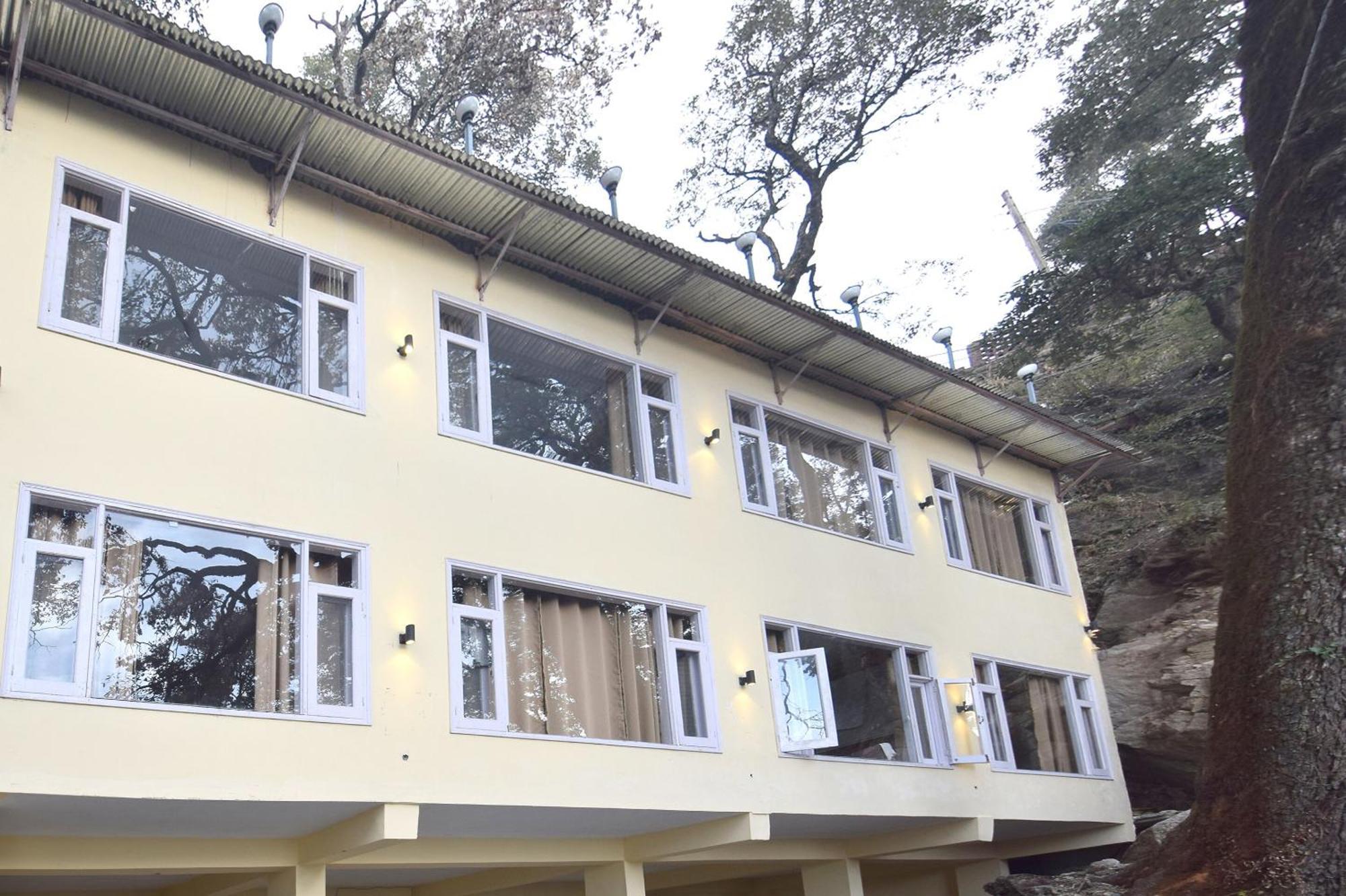 Townshouse Dalhousie Mall Road 3* Dalhousie