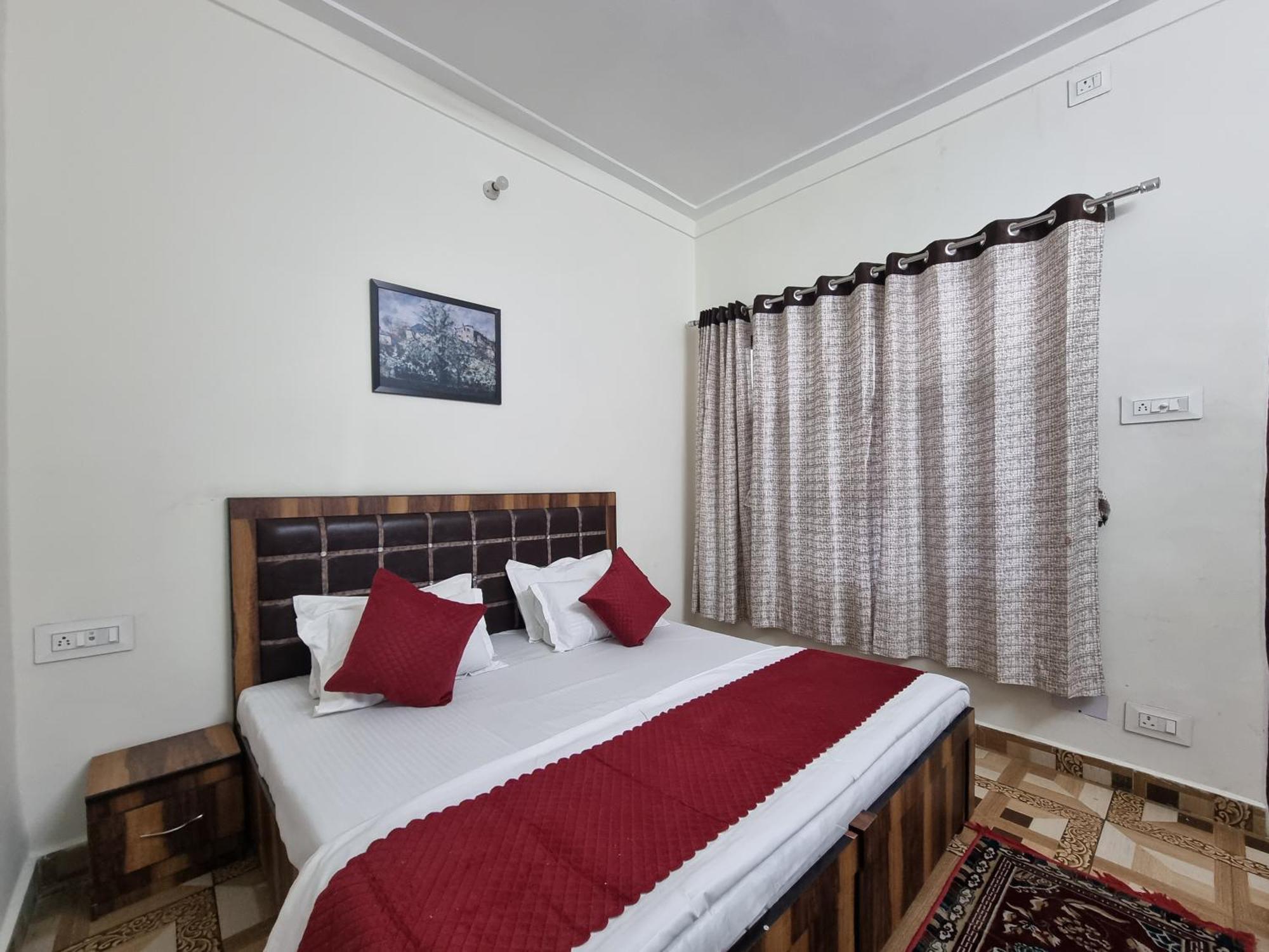 Baikunth Homes Homestay Dalhousie