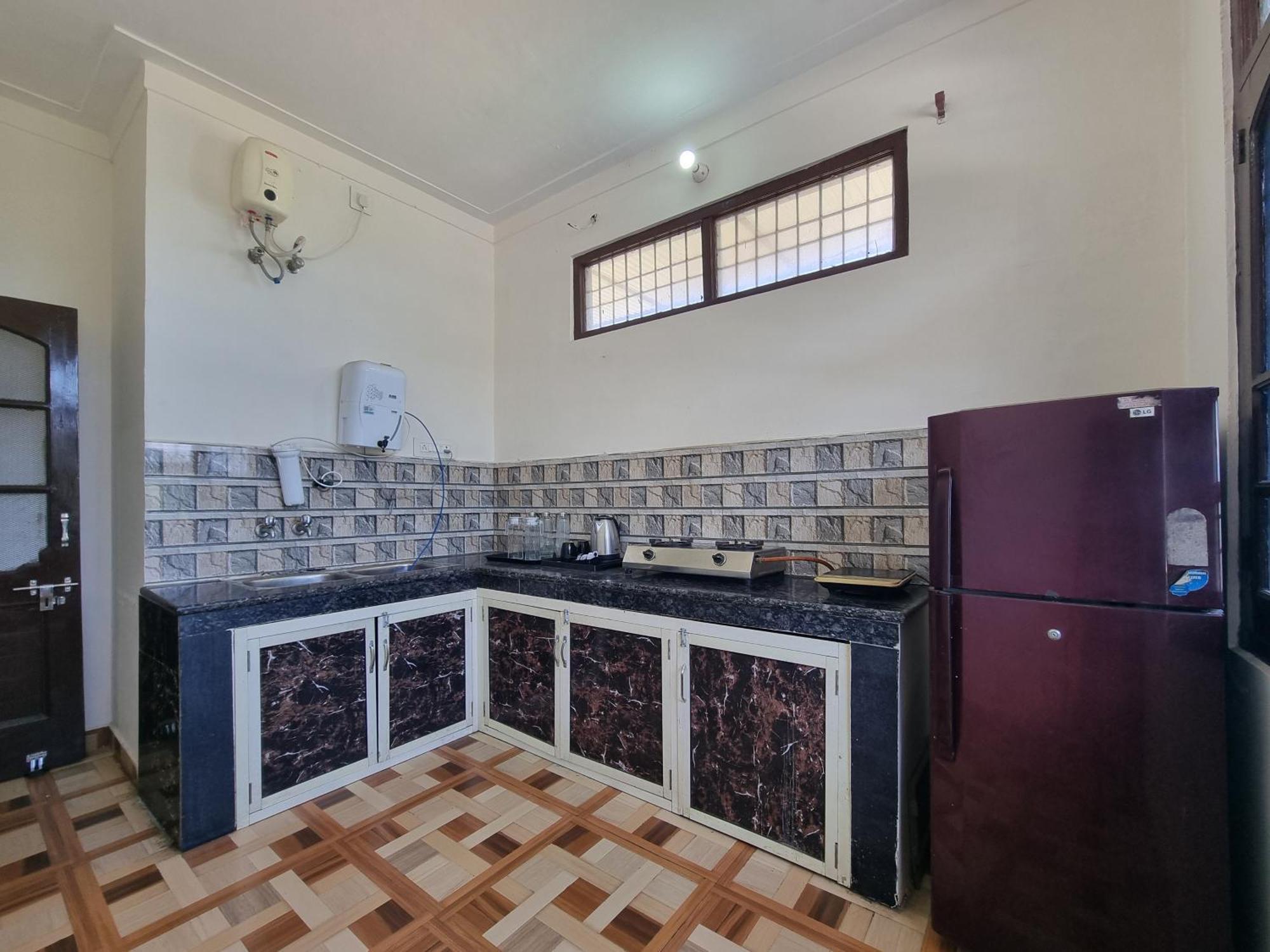Homestay Baikunth Homes Dalhousie