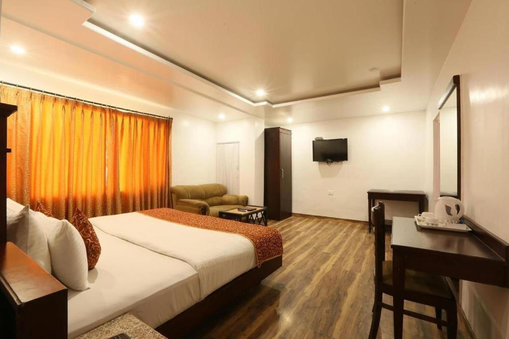Hotel Alps Dalhousie