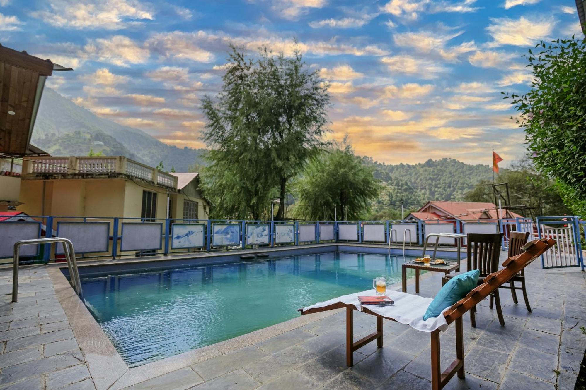 Pax Rock Swimming Pool Available
