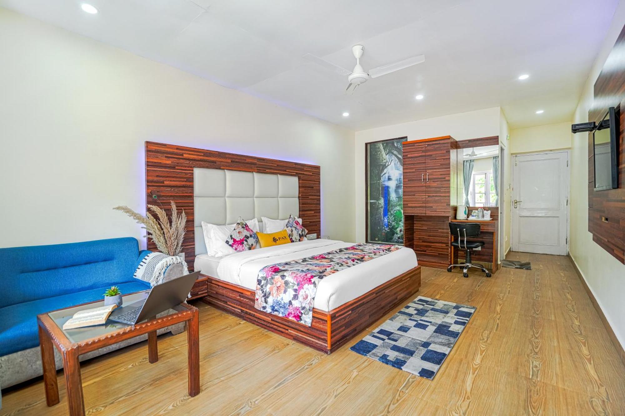 Pax Rock Swimming Pool Available Hotel Dalhousie