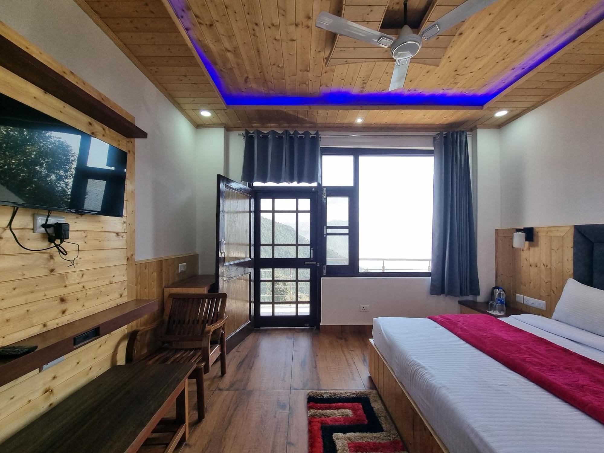 Homestay Grand Kailash Khajjiar