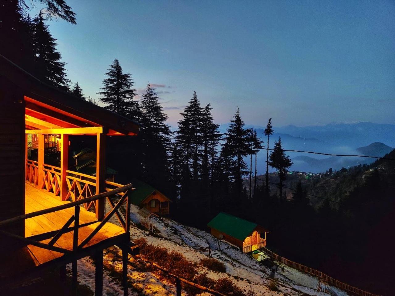 Hotel Mid Conifer And Dalhousie
