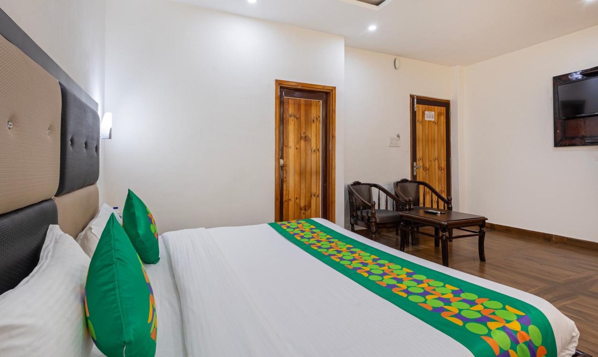 Hotel Treebo Anjukul 3*