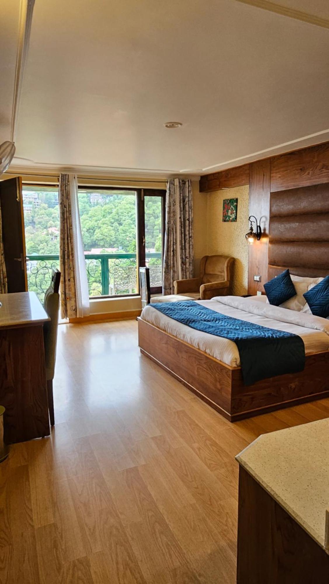 Hotel Mongas &