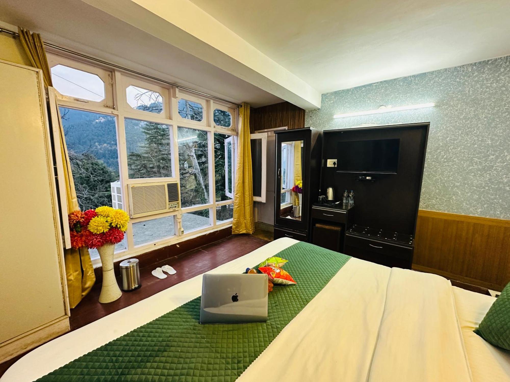 Hotel The Nest Mountain King In #hot And Cold Ac