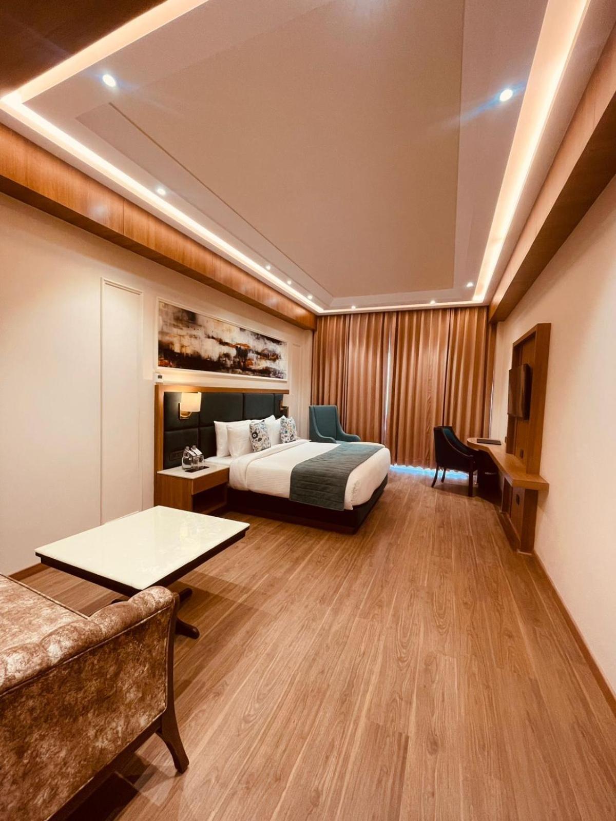Regenta Place At Mall Road 4* Dalhousie