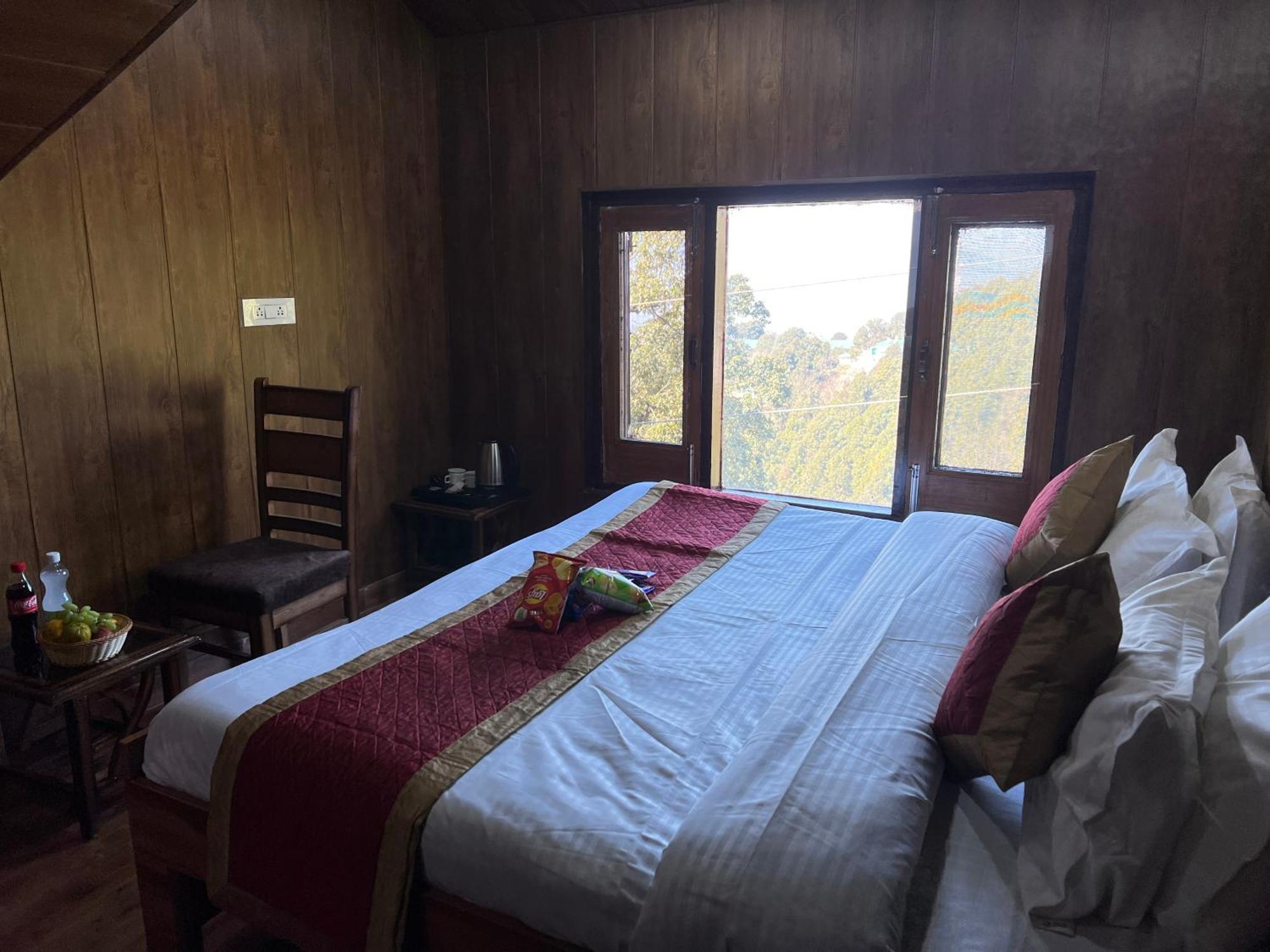 Hotel Canadian 3*