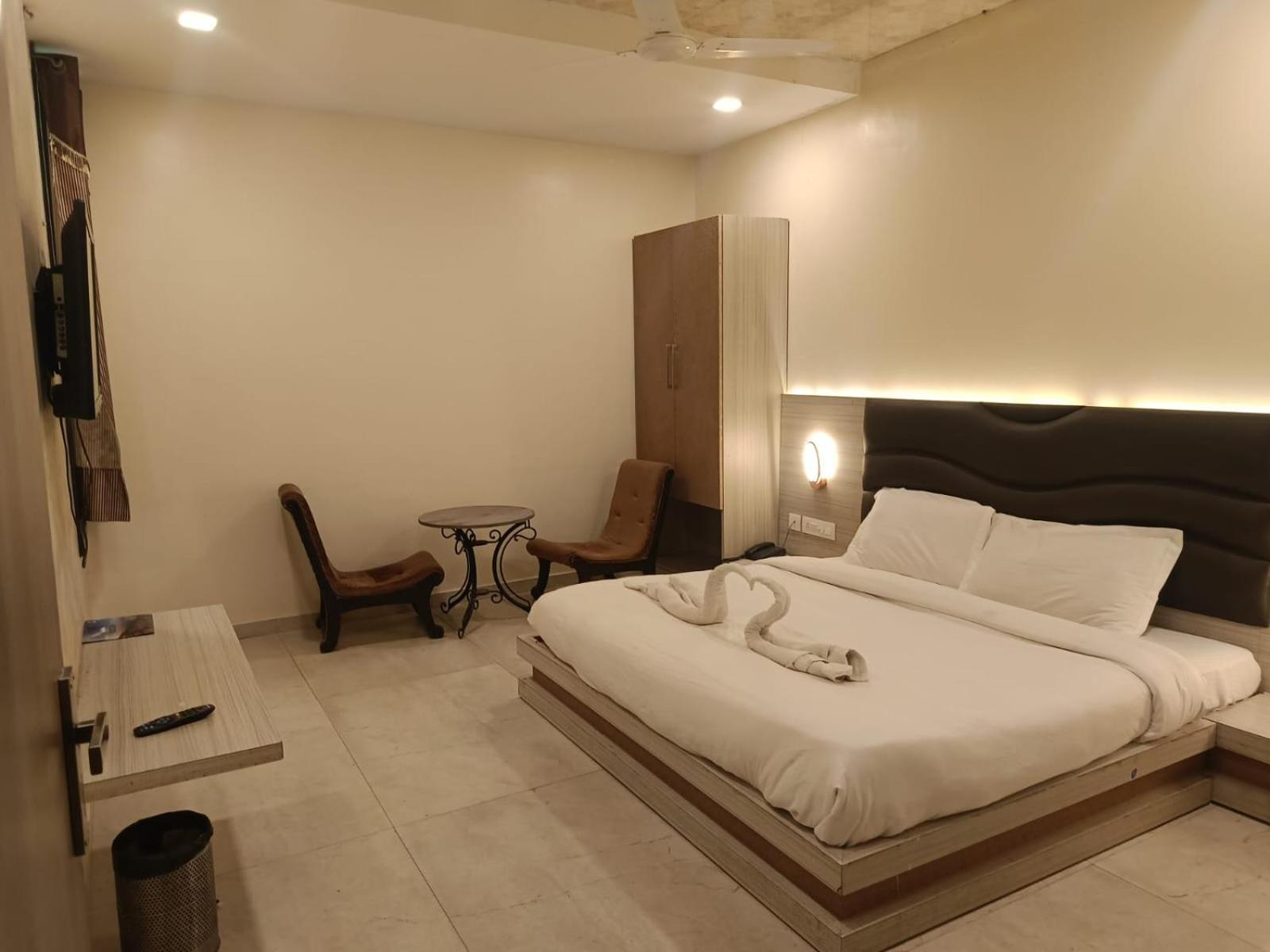 The White Orchid